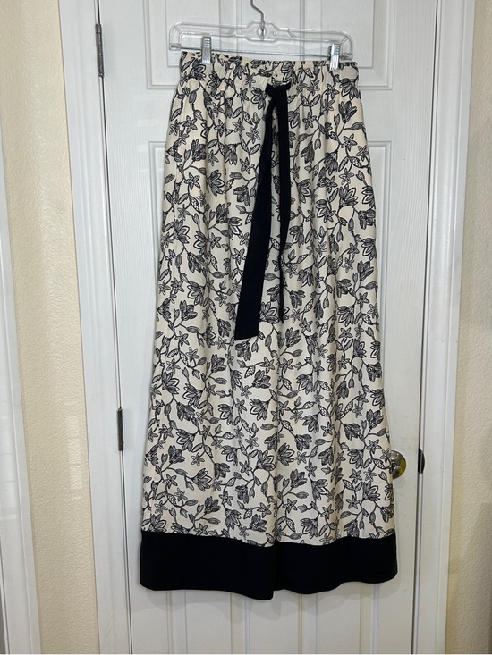 H&M Pants - H&M Floral Wide Leg Pants Black & White Elastic Waist Sz S